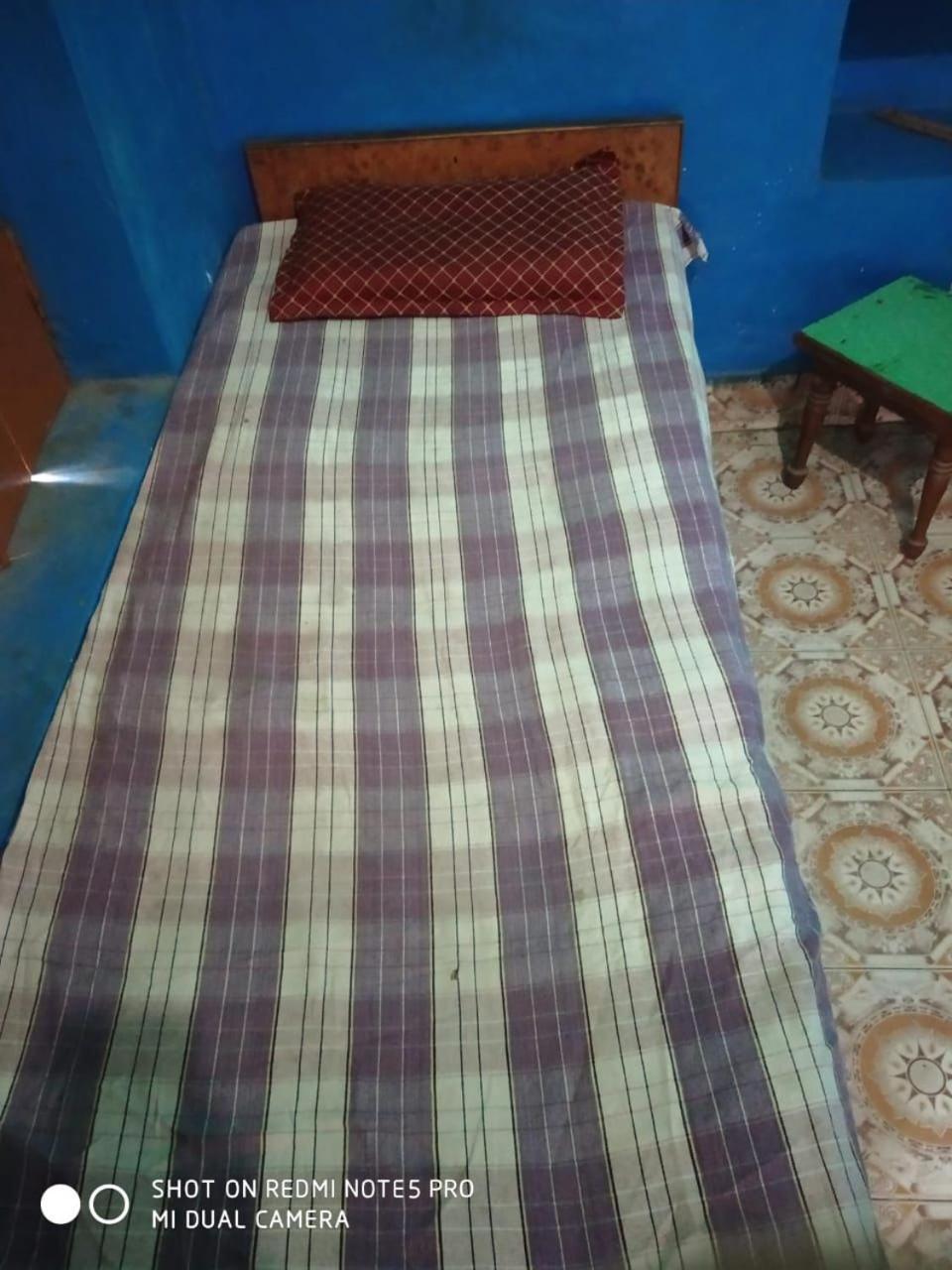 Hotel Yatri Niwas فاراناسي المظهر الخارجي الصورة